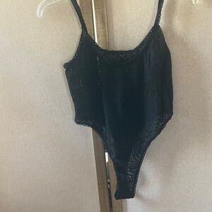 FINAL MARKDOWN Aris Black Lace lingerie large